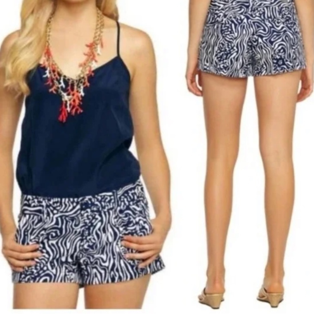 Lilly Pulitzer- Favorite Walsh Blue/White Shorts. Size 0
